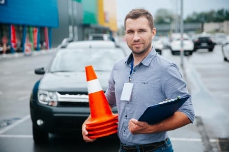 Comment choisir une auto-école qui répond à vos besoins d'apprentissage ?